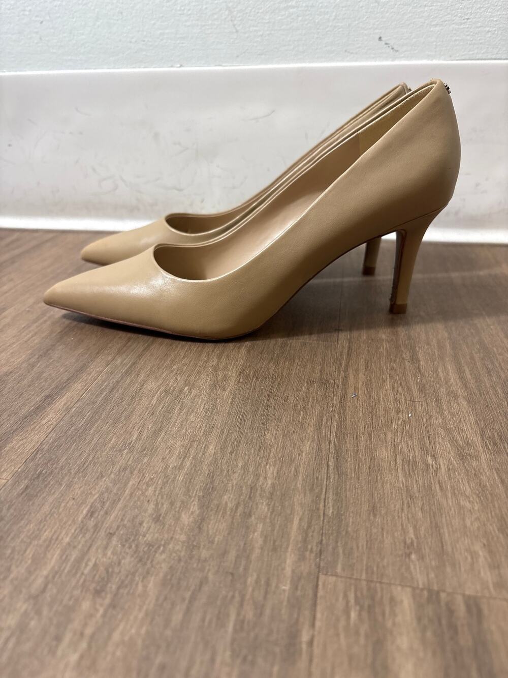 Sam Edelman Nude Pointed Toe Heels Sz 8